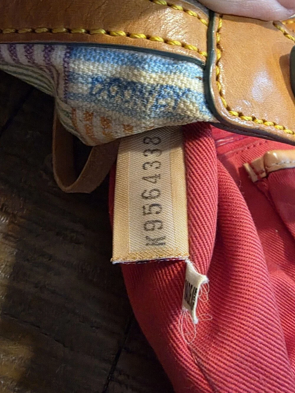 Dooney & Bourke super cute
